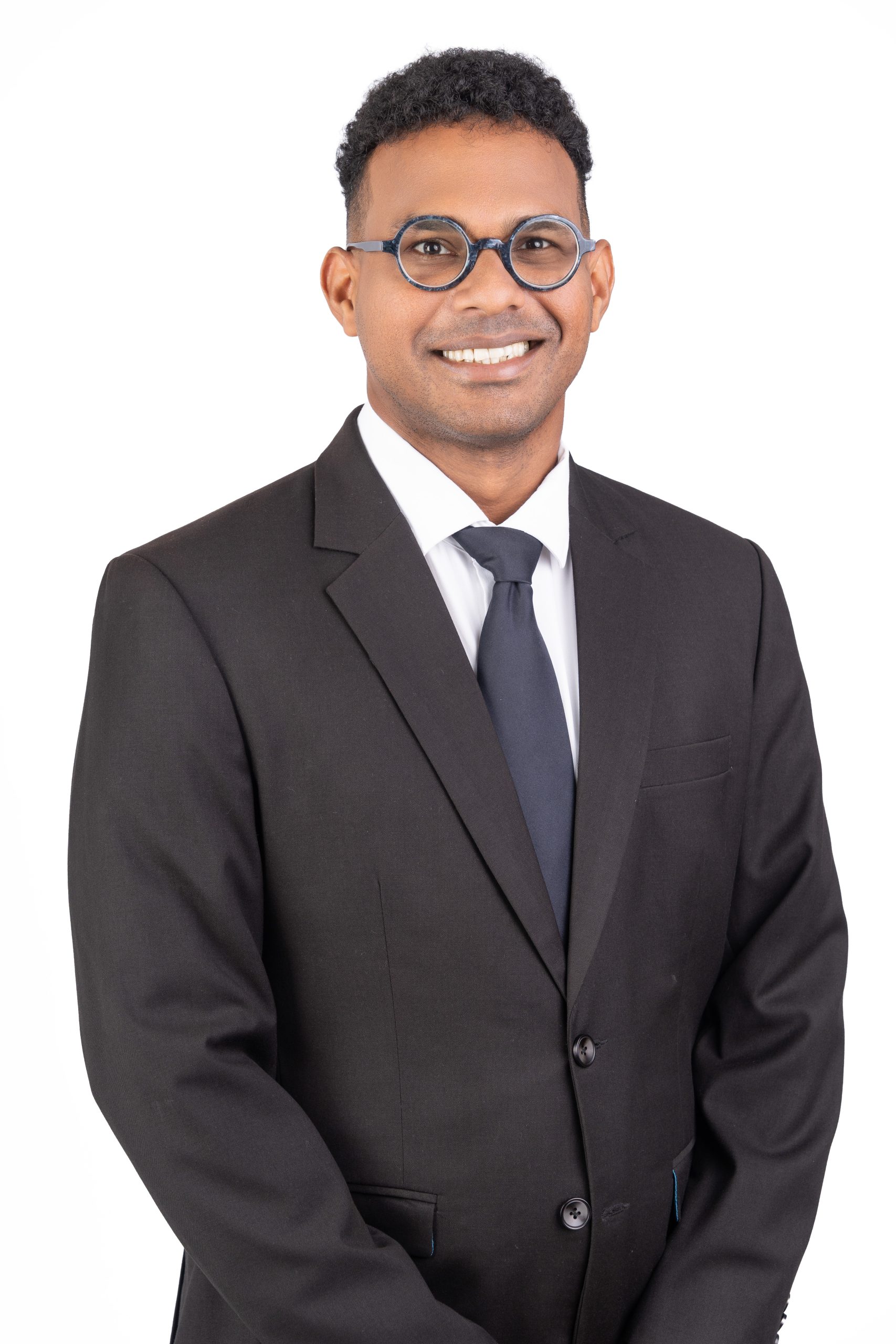 leo - ip lawyer in singapore